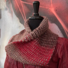 Amaranta Cowl