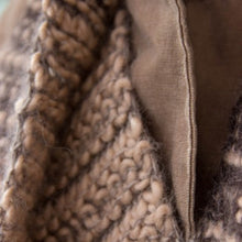 Amaranta Cowl
