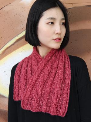 Cabled Neck Wrap